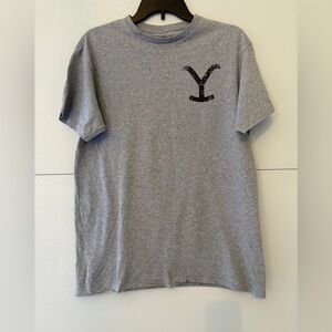 Yellowstone Paramount Classic Gray Men's T-Shirt with Black‎ Logo Size medium